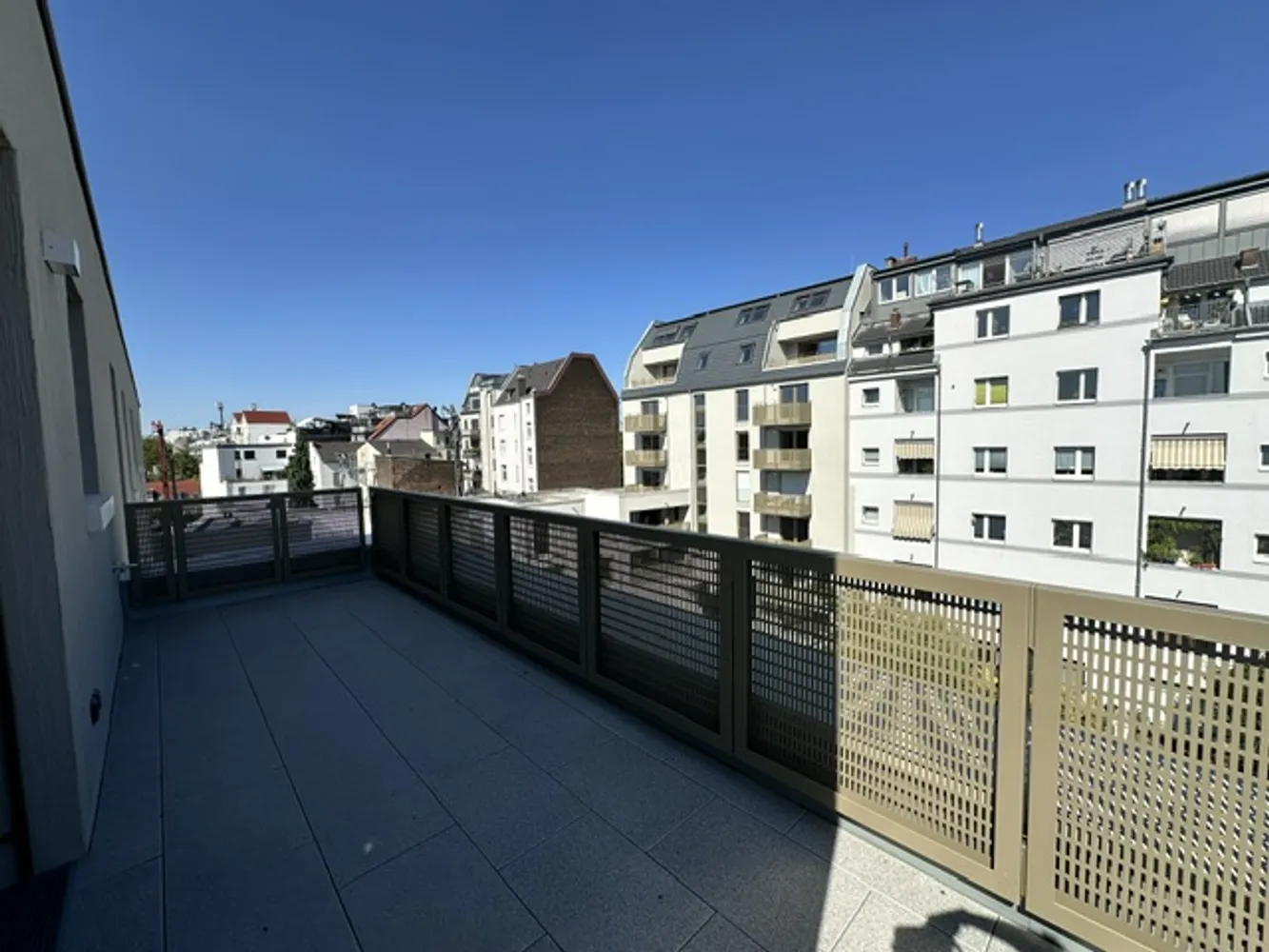 3 Zimmer Wohnung mit 113 m² in Köln – Bild 3