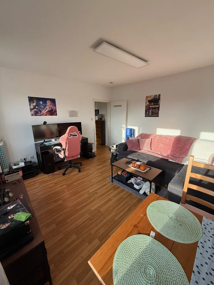2 Zimmer Wohnung mit 43 m² in Leverkusen – Bild 2