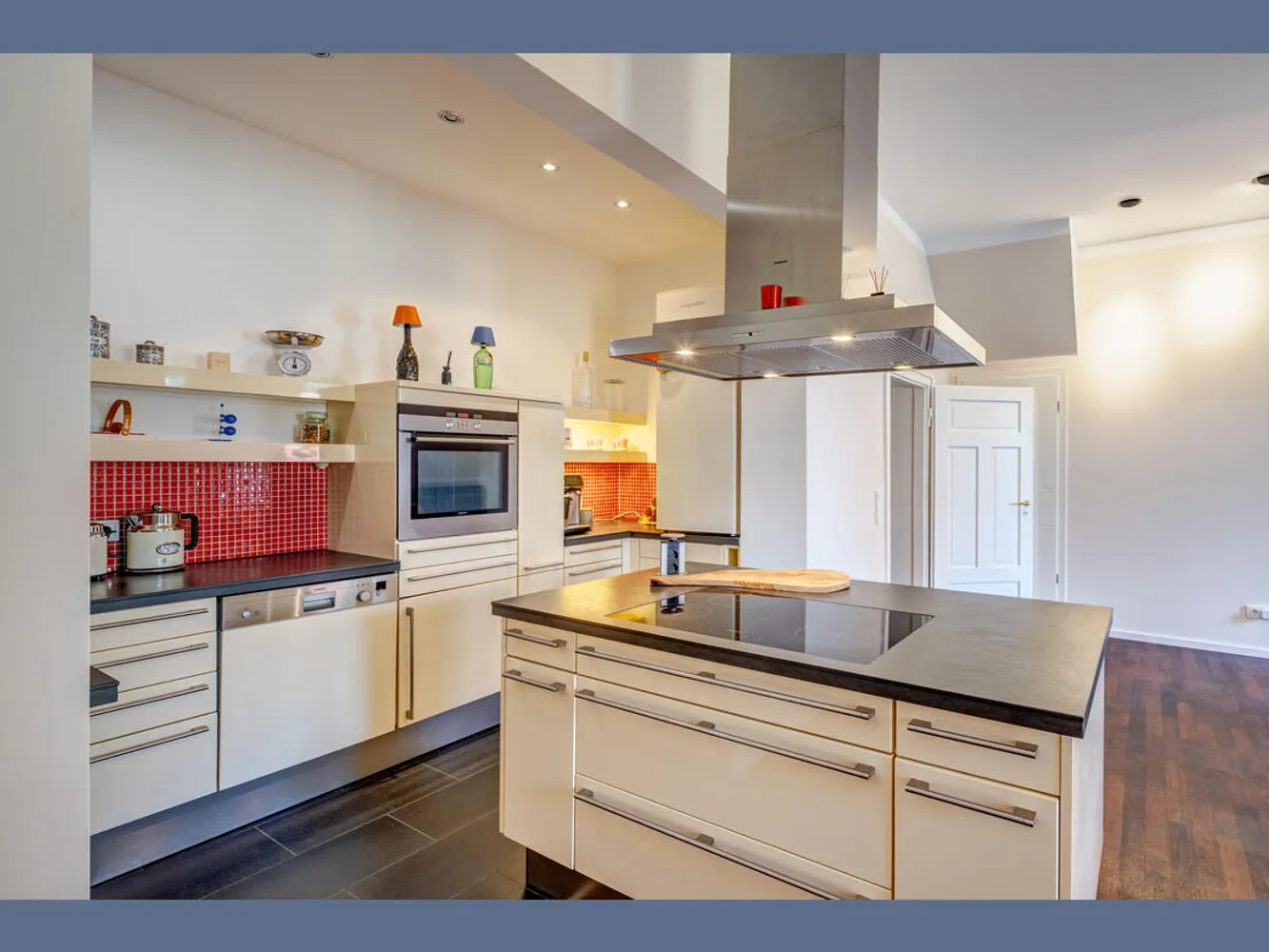 3 Zimmer Wohnung mit 120 m² in München – Bild 8