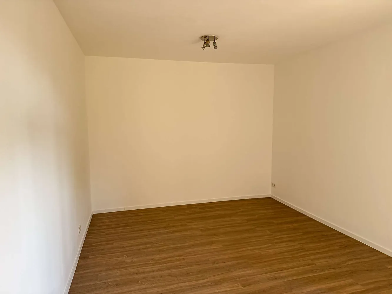 1 room apartment with 37 m² in Kassel – Photo 3