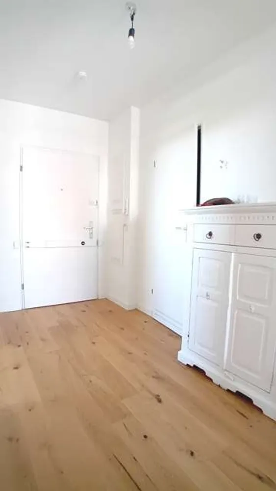 2 Zimmer Wohnung mit 70 m² in München – Bild 5