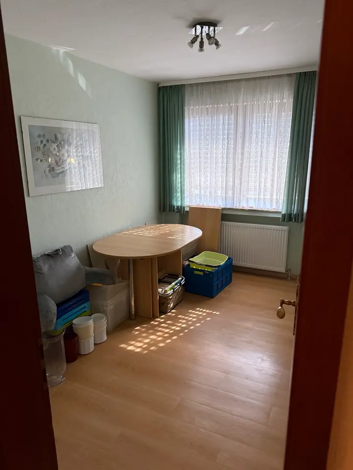 5 Zimmer Wohnung mit 94 m² in Würzburg – Bild 2