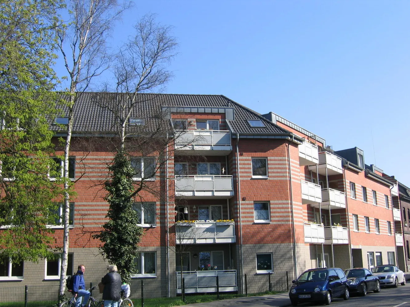 3 Zimmer Wohnung mit 77 m² in Krefeld – Bild 1