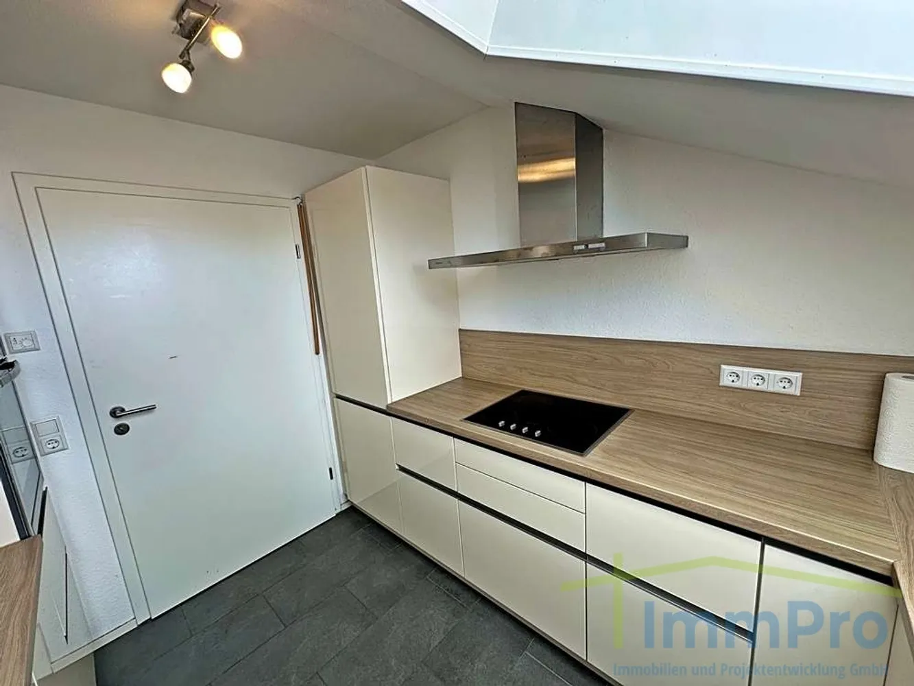 4 Zimmer Wohnung mit 99 m² in Tübingen – Bild 4