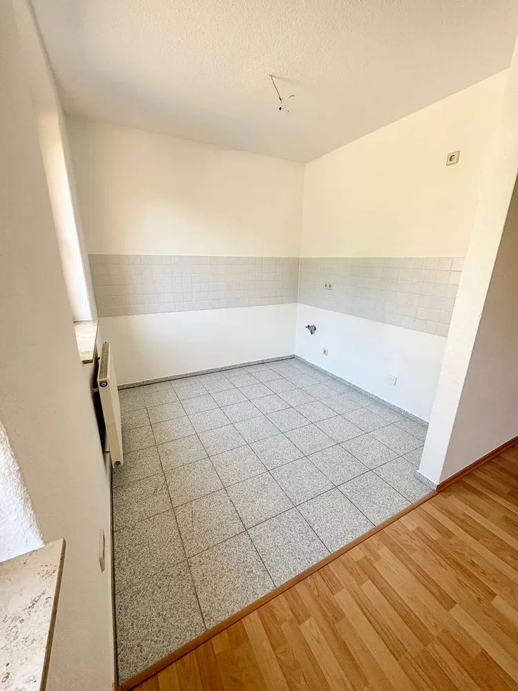 1 Zimmer Wohnung mit 28 m² in Chemnitz – Bild 2