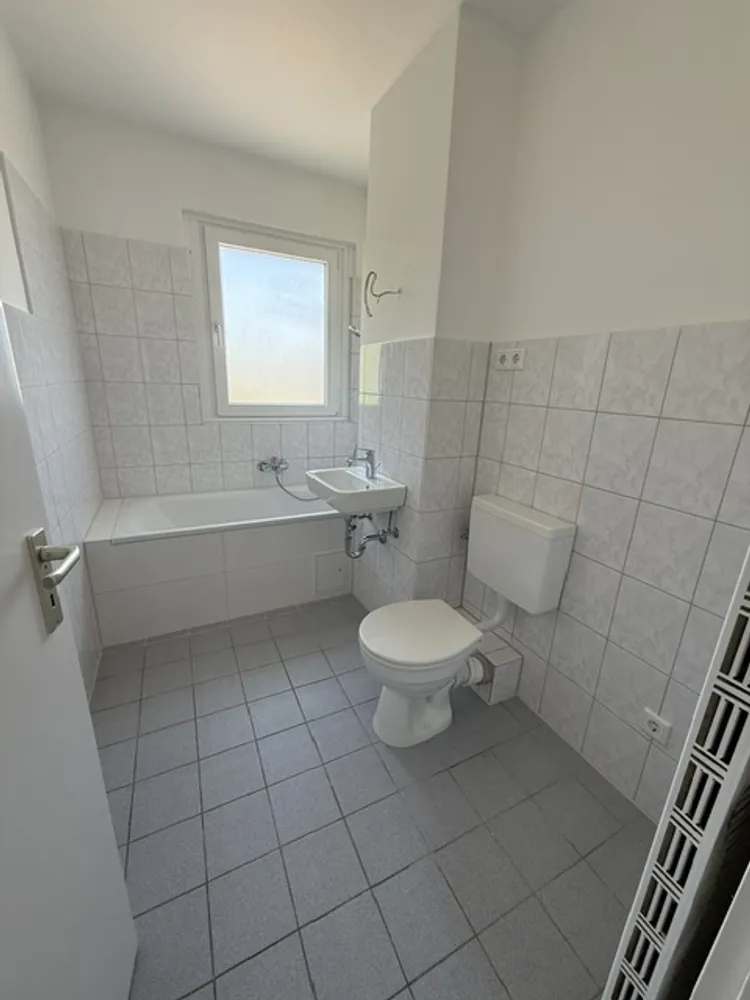 3 Zimmer Wohnung mit 69 m² in Duisburg – Bild 2