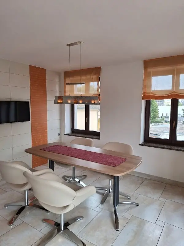 2 Zimmer Wohnung mit 152 m² in Zwickau – Bild 4