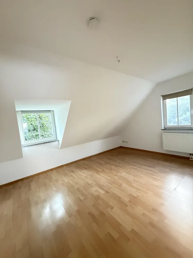 4 Zimmer Wohnung mit 128 m² in München – Bild 9