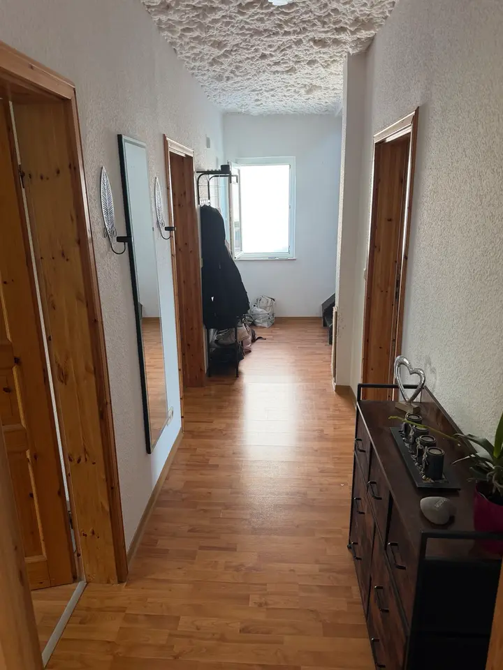 4 Zimmer Wohnung mit 100 m² in Weißenfels – Bild 4
