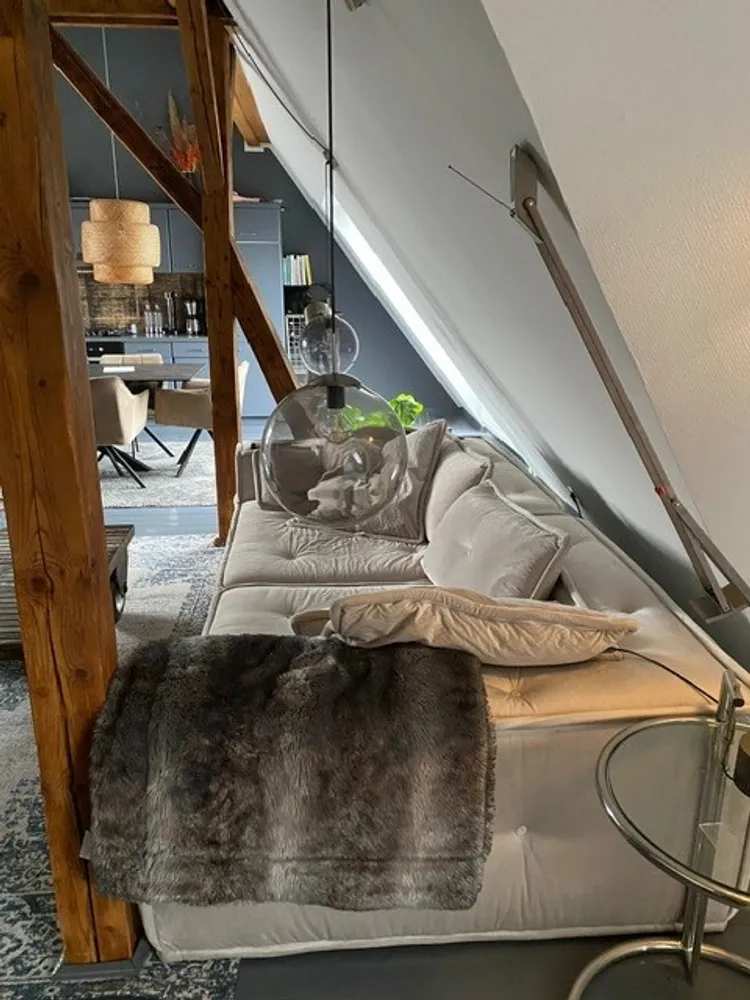 7 Zimmer Wohnung mit 165 m² in Hamburg – Bild 7