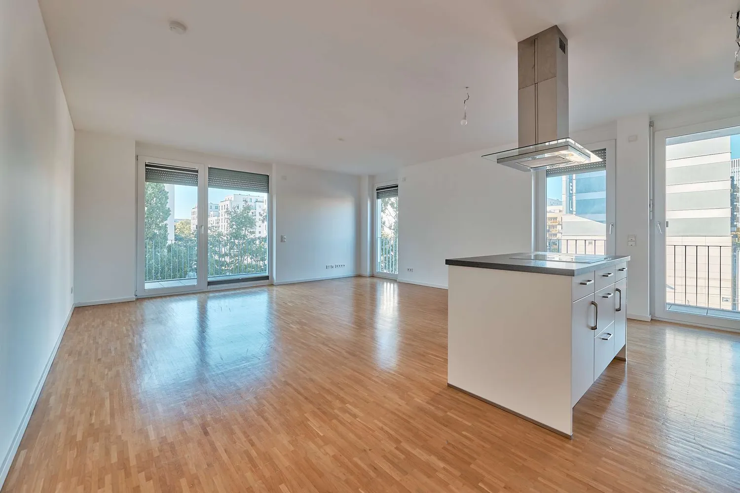 2 room apartment with 87 m² in Frankfurt am Main – Photo 1