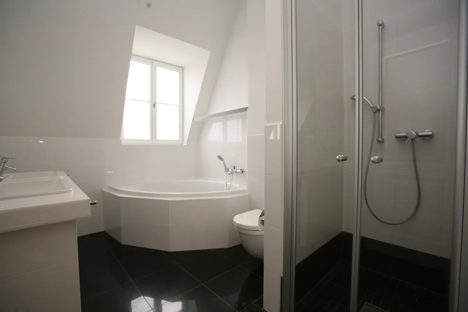 5 Zimmer Wohnung mit 166 m² in Leipzig – Bild 9