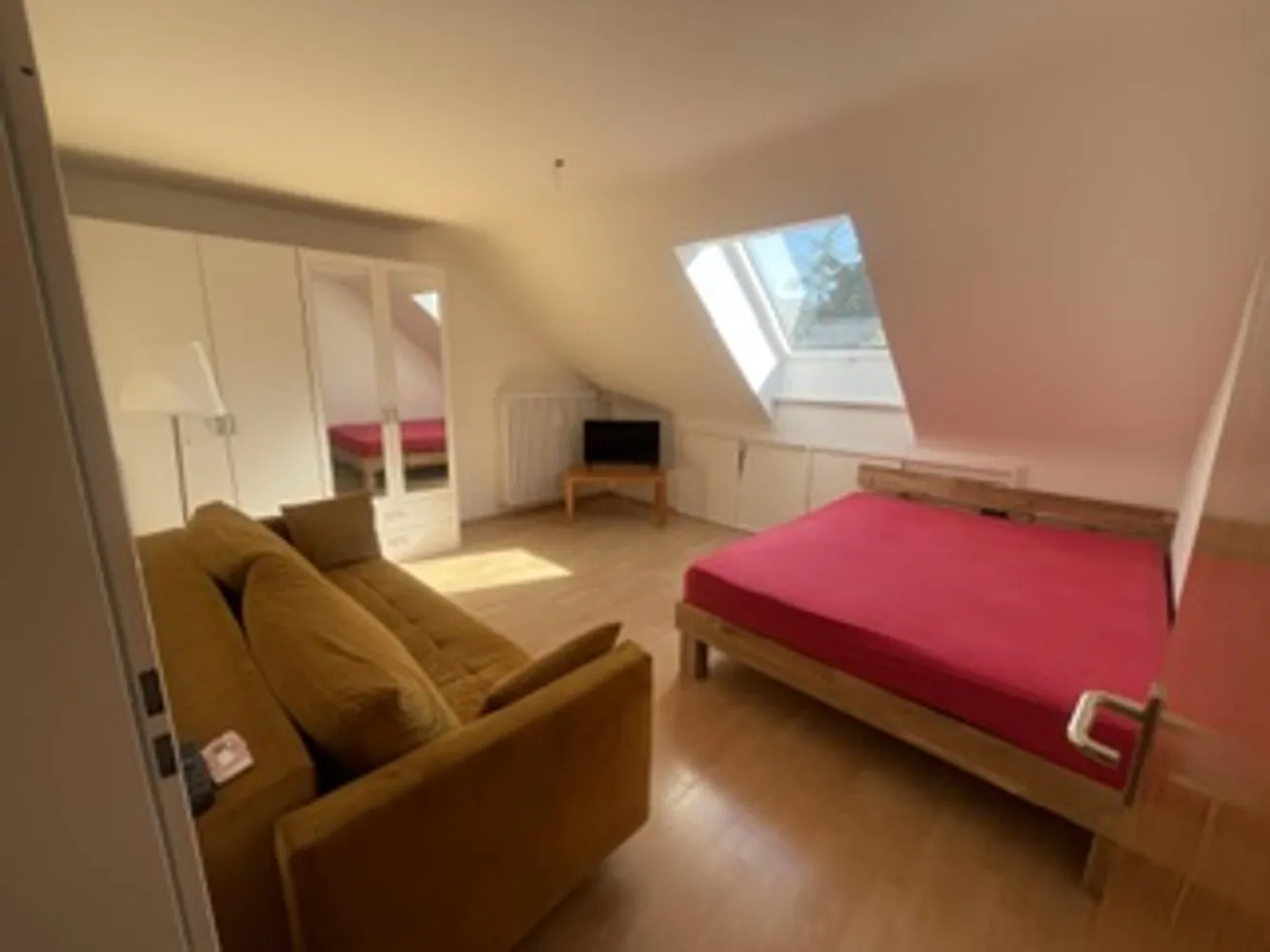 2 room apartment with 40 m² in Cologne – Photo 5