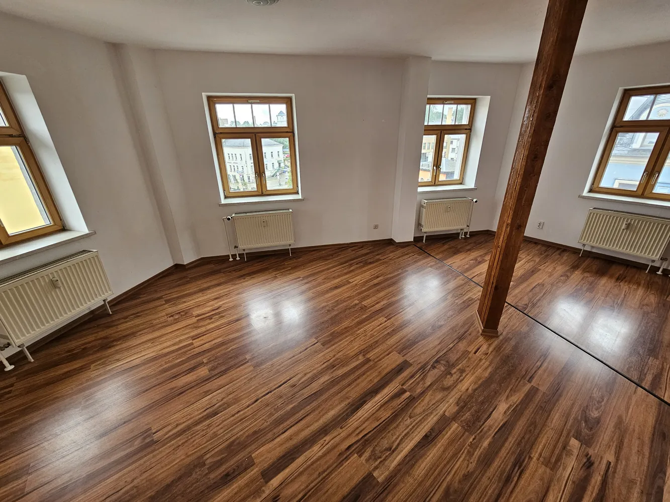 3 room apartment with 115 m² in Limbach-Oberfrohna – Photo 9