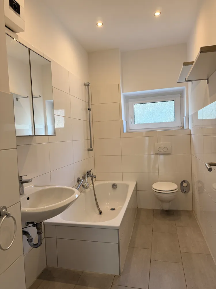 2 Zimmer Wohnung mit 65 m² in Düsseldorf – Bild 8