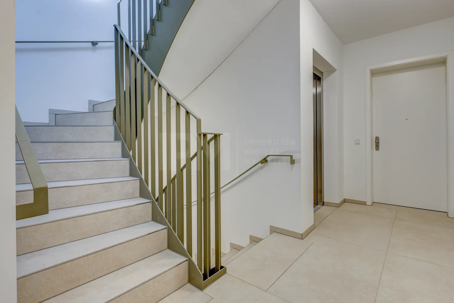 1 Zimmer Wohnung mit 42 m² in Berlin – Bild 2