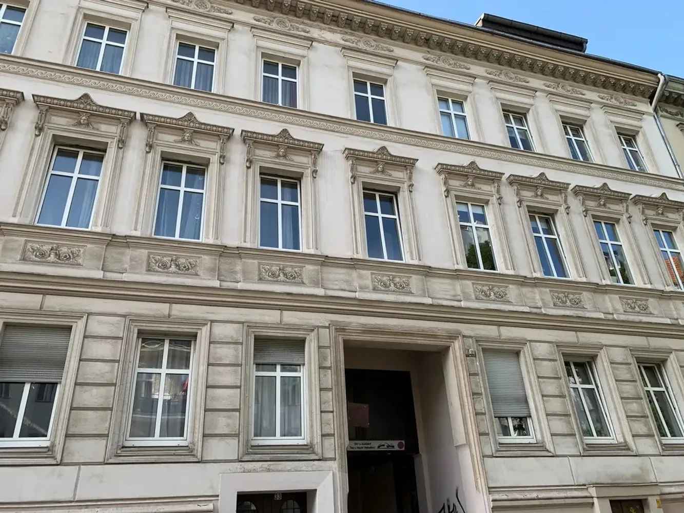 7 Zimmer Wohnung mit 160 m² in Berlin – Bild 1