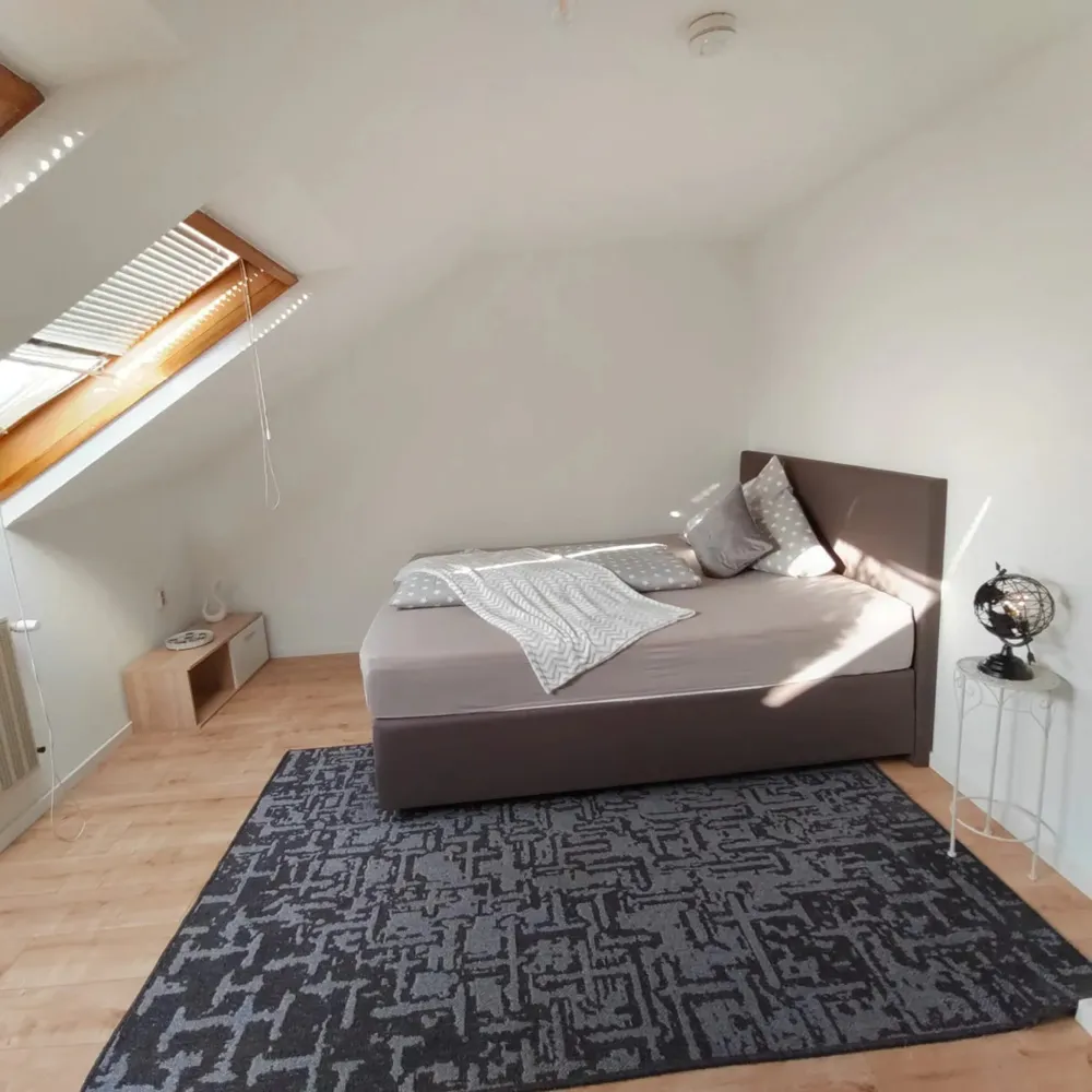 Shared room with 12 m² in Munich – Photo 1