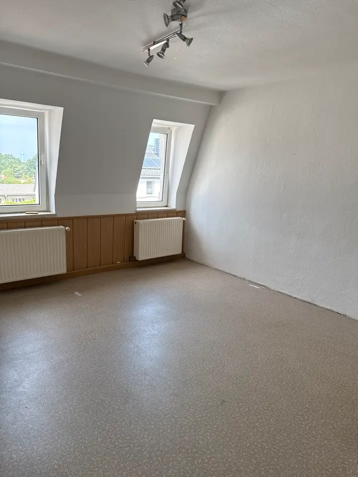 3 Zimmer Wohnung mit 68 m² in Riesa – Bild 2