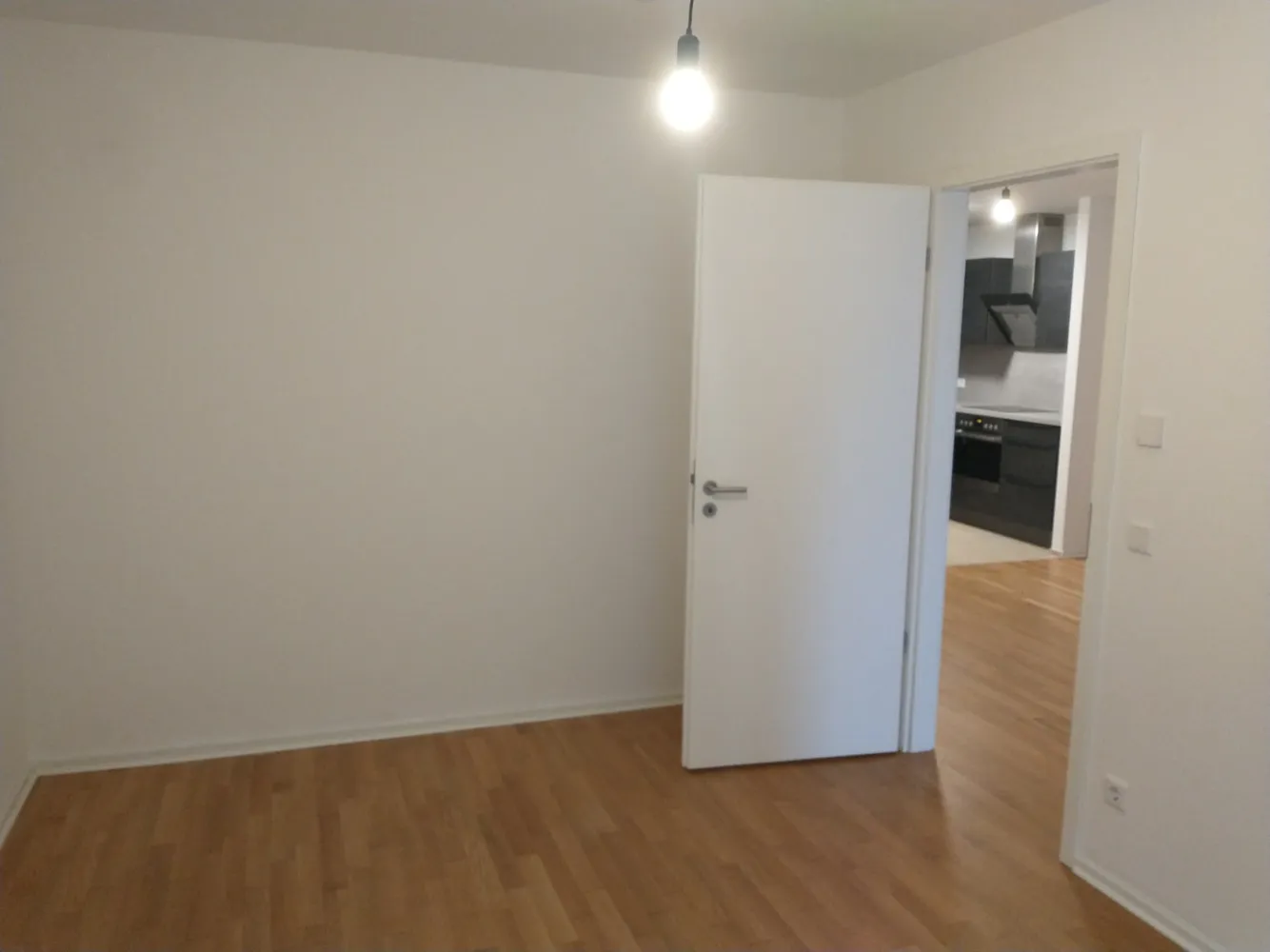2 Zimmer Wohnung mit 56 m² in Düsseldorf – Bild 4