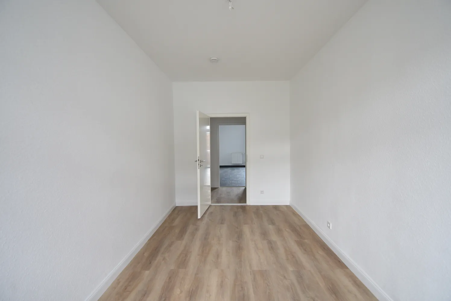 2 Zimmer Wohnung mit 98 m² in Düsseldorf – Bild 7