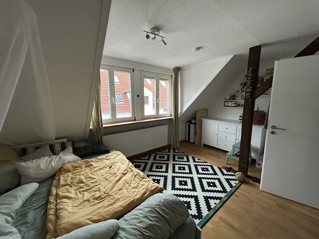 4 Zimmer Wohnung mit 93 m² in Karlsruhe – Bild 10