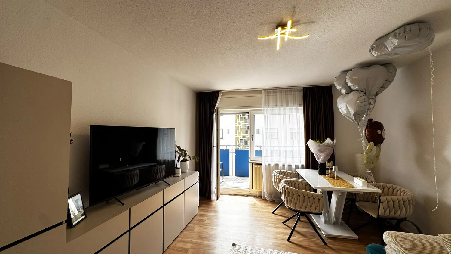 2 Zimmer Wohnung mit 56 m² in Karlsruhe – Bild 1