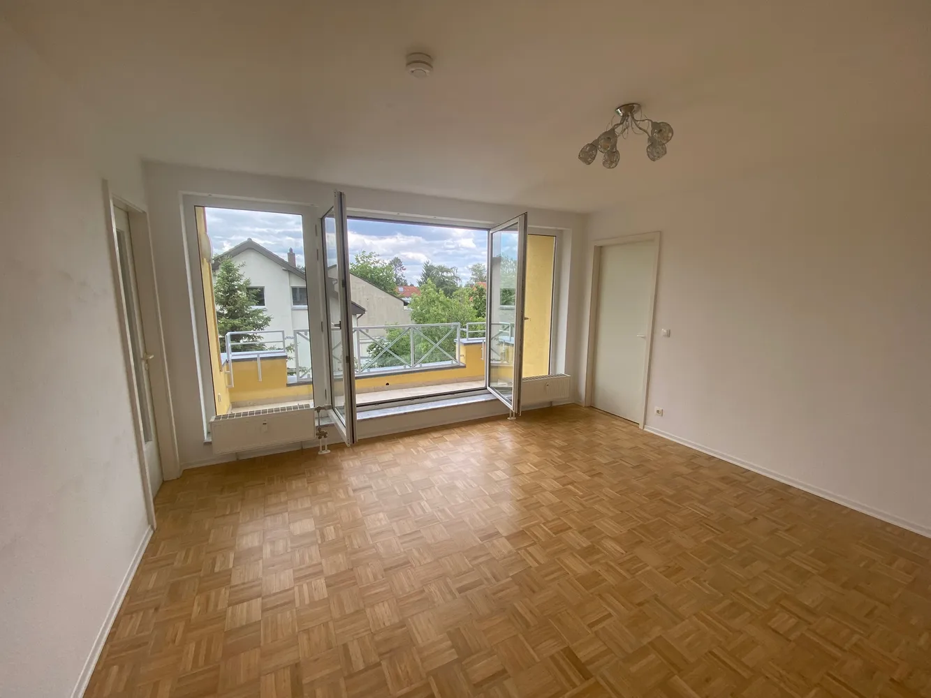 2 Zimmer Wohnung mit 55 m² in Berlin – Bild 2
