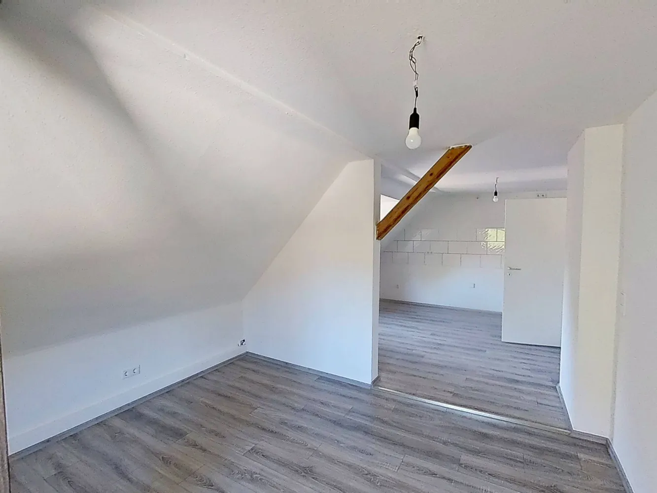 3 Zimmer Wohnung mit 77 m² in Duisburg – Bild 3