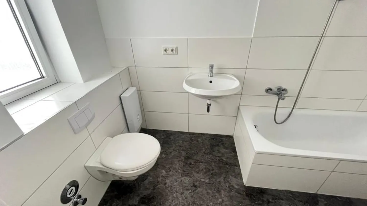 1 Zimmer Wohnung mit 54 m² in Saarbrücken – Bild 8