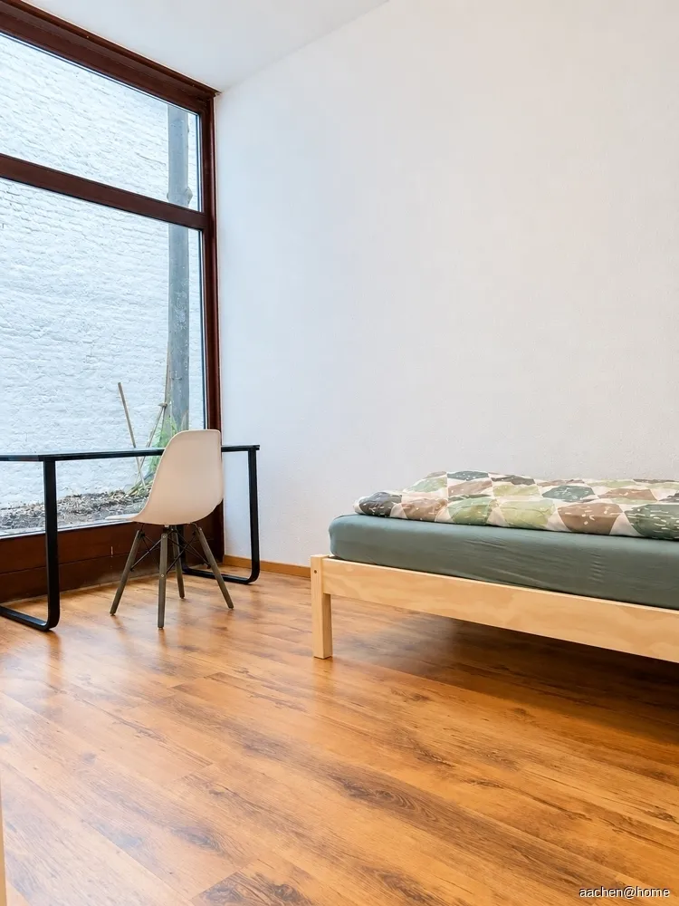9 Zimmer Wohnung mit 200 m² in Aachen – Bild 8