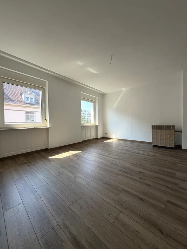 4 Zimmer Wohnung mit 120 m² in Karlsruhe – Bild 4
