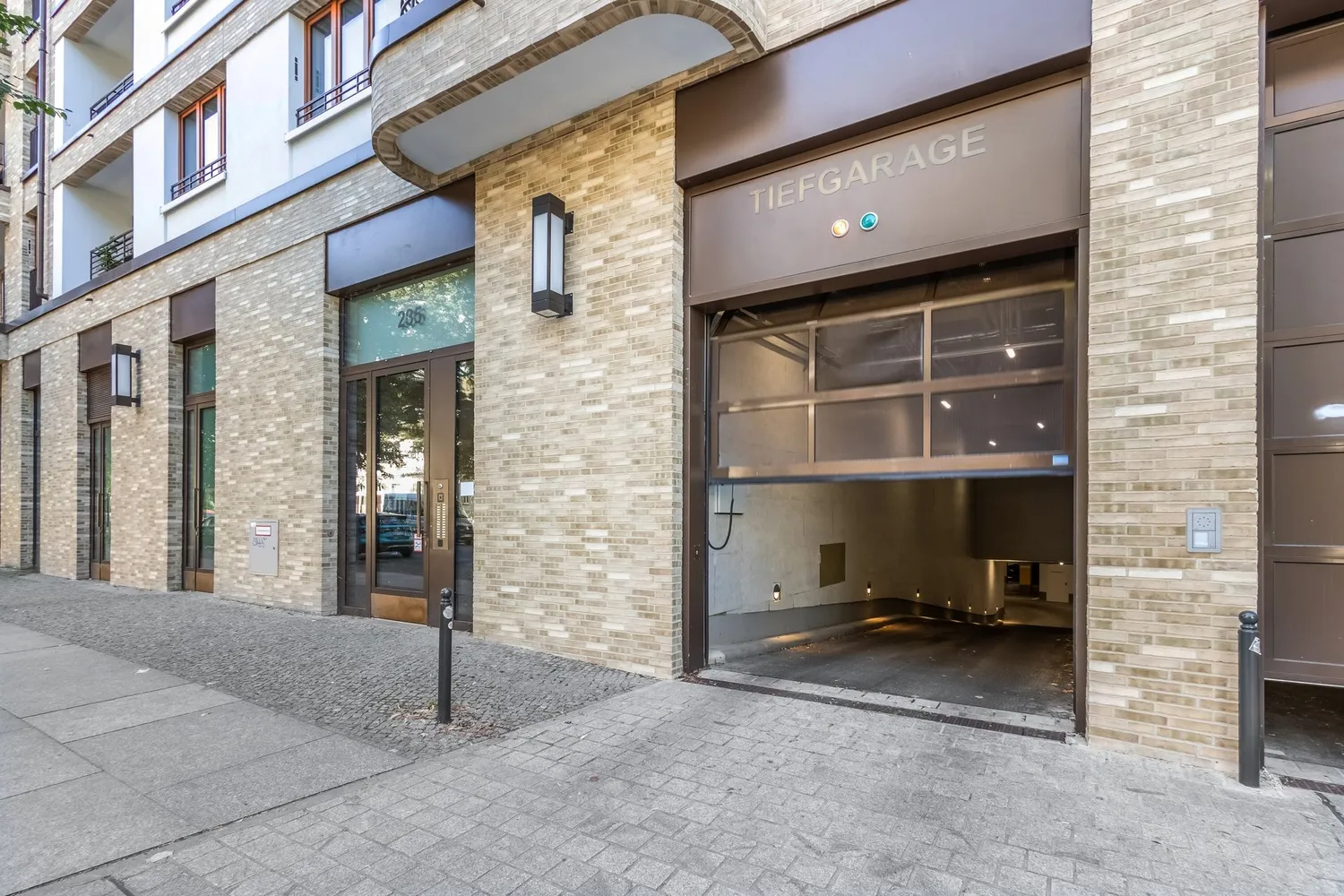 2 Zimmer Wohnung mit 63 m² in Berlin – Bild 4