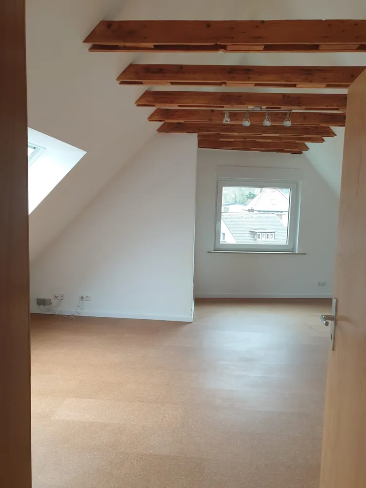 6 Zimmer Wohnung mit 172 m² in Hameln – Bild 6