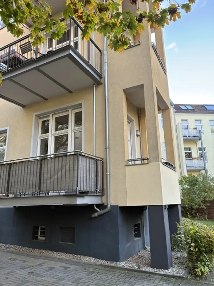 2 Zimmer Wohnung mit 64 m² in Berlin – Bild 6