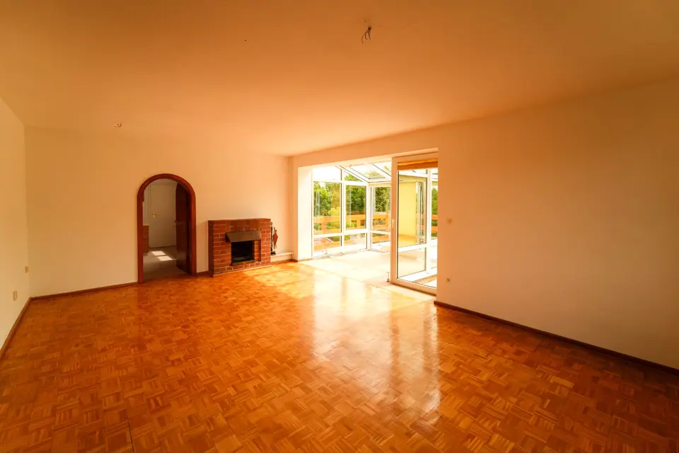 4 Zimmer Wohnung mit 180 m² in Wismar – Bild 1