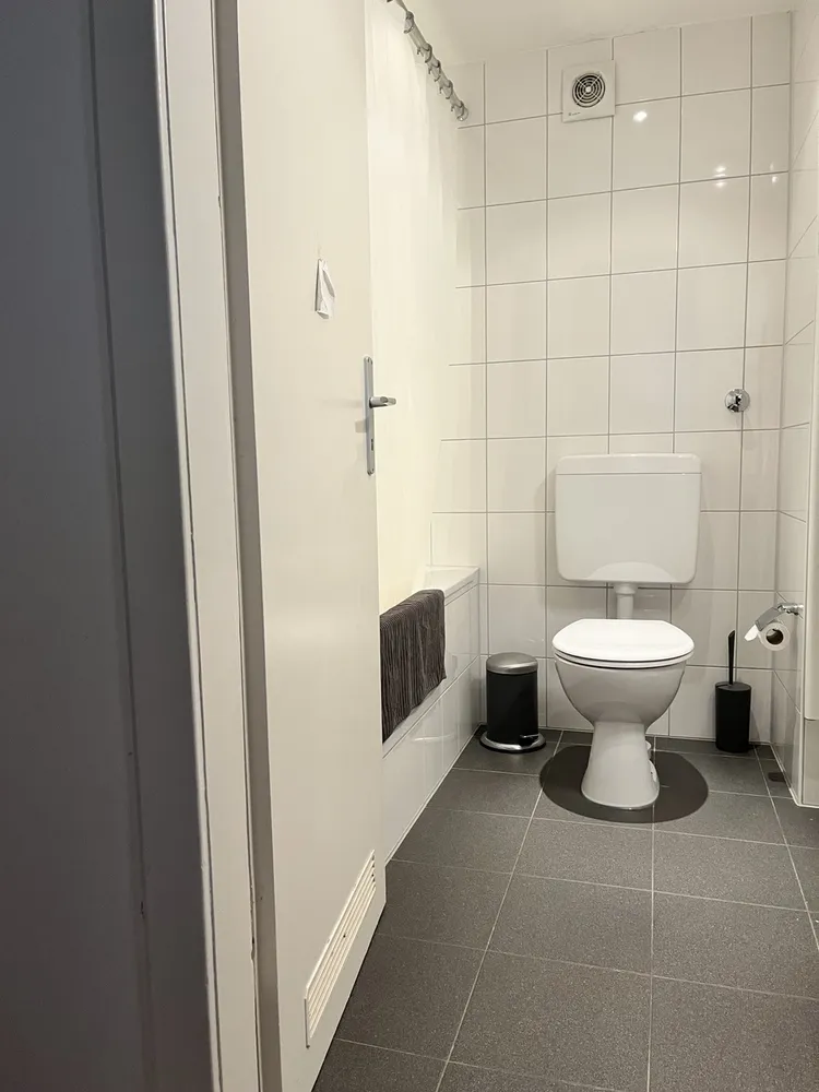 4 Zimmer Wohnung mit 100 m² in Düsseldorf – Bild 6