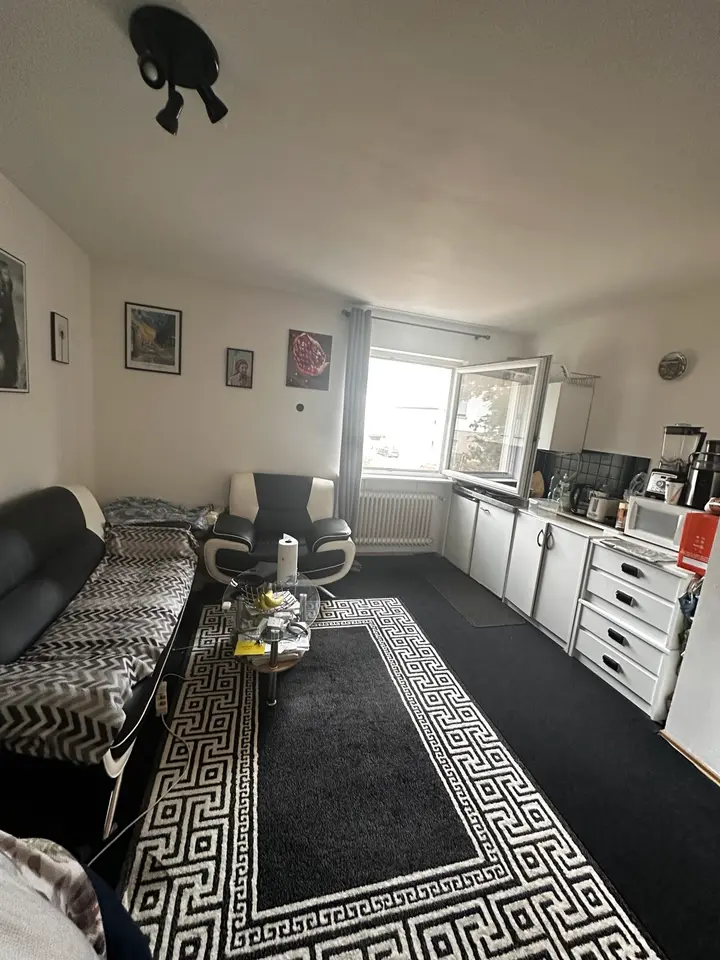 2 Zimmer Wohnung mit 30 m² in Saarbrücken – Bild 4
