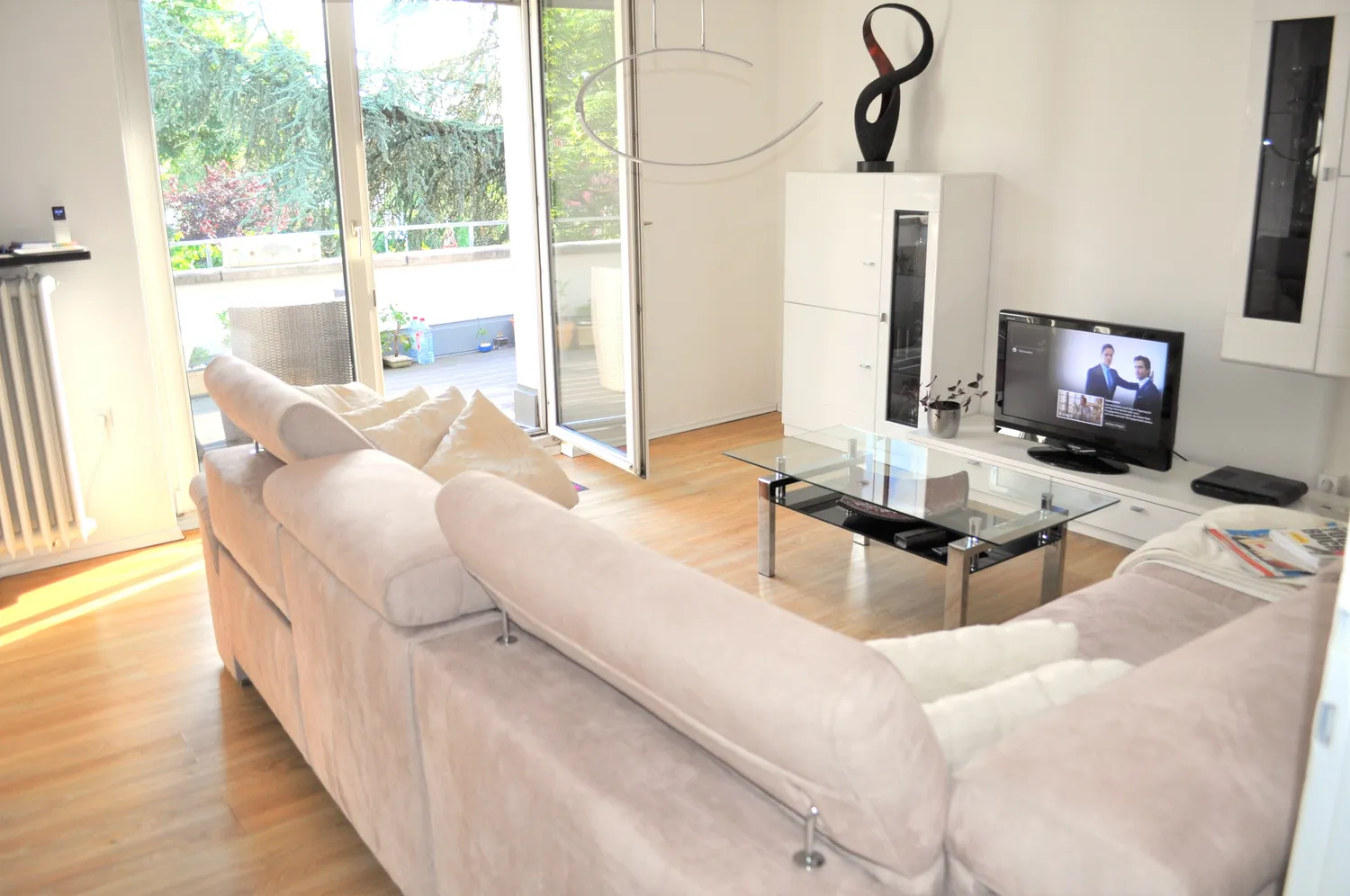 4 Zimmer Wohnung mit 135 m² in Mannheim – Bild 2
