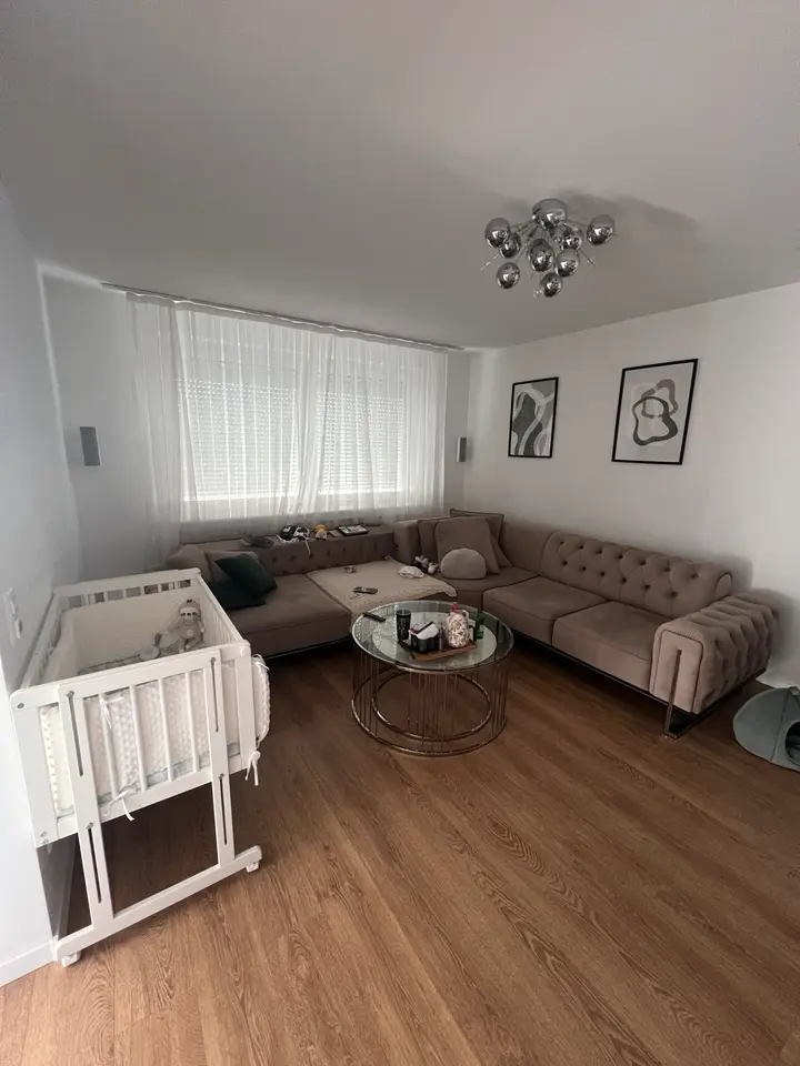 4 Zimmer Wohnung mit 150 m² in Essen – Bild 1