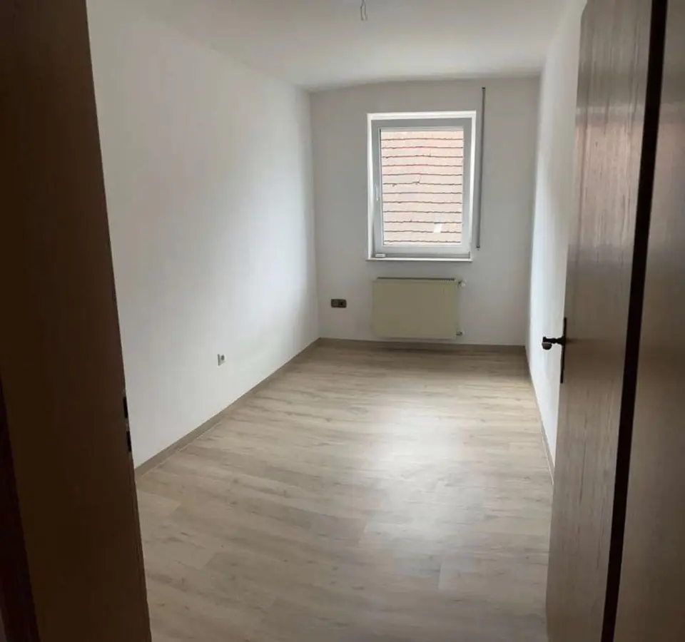 5 Zimmer Wohnung mit 95 m² in Nördlingen – Bild 3