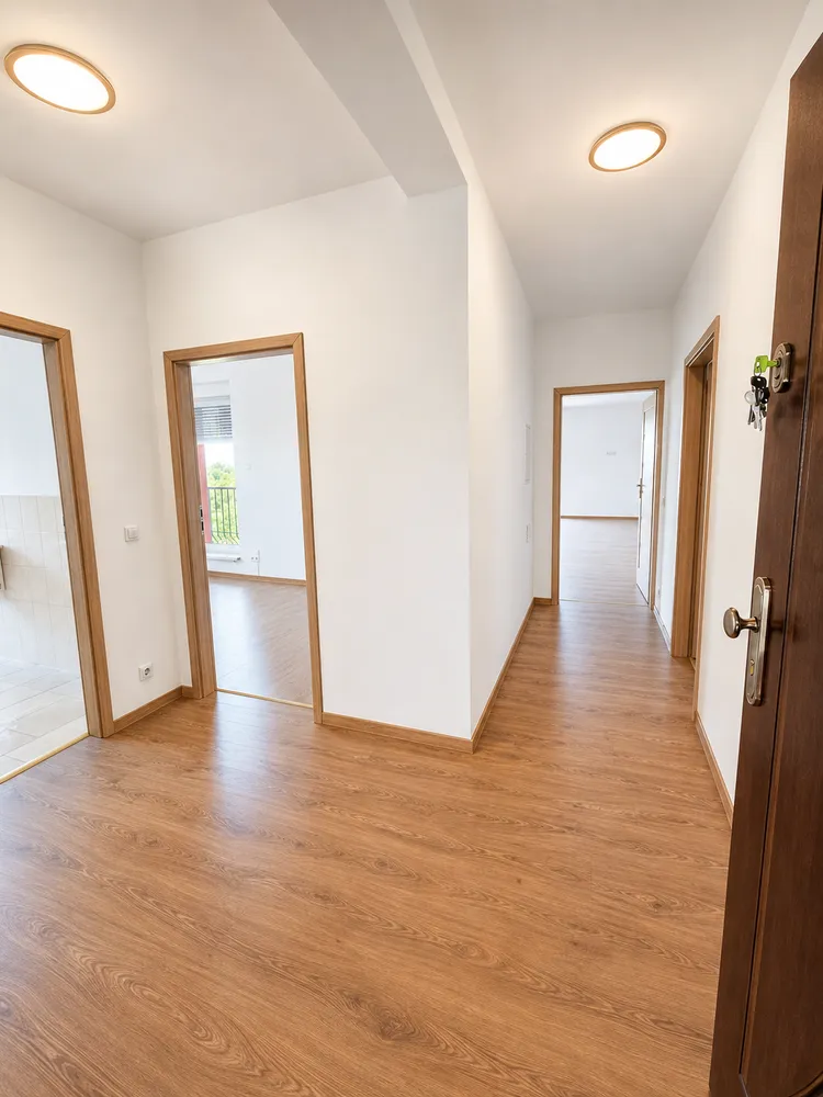 3 Zimmer Wohnung mit 105 m² in Magdeburg – Bild 3
