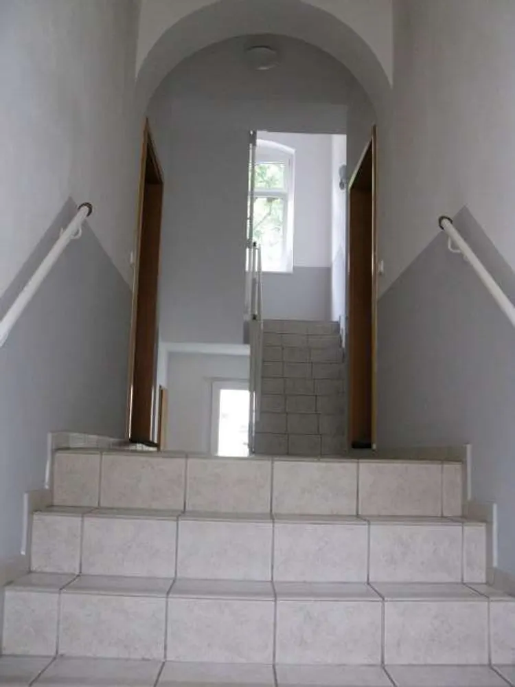 2 Zimmer Wohnung mit 49 m² in Halle (Saale) – Bild 2
