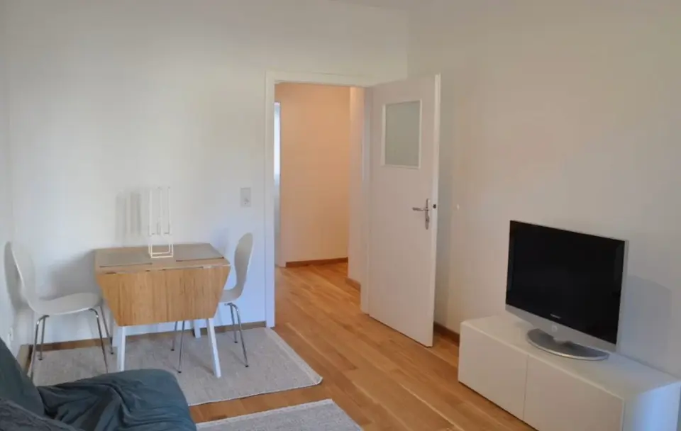2 Zimmer Wohnung mit 45 m² in Düsseldorf – Bild 2