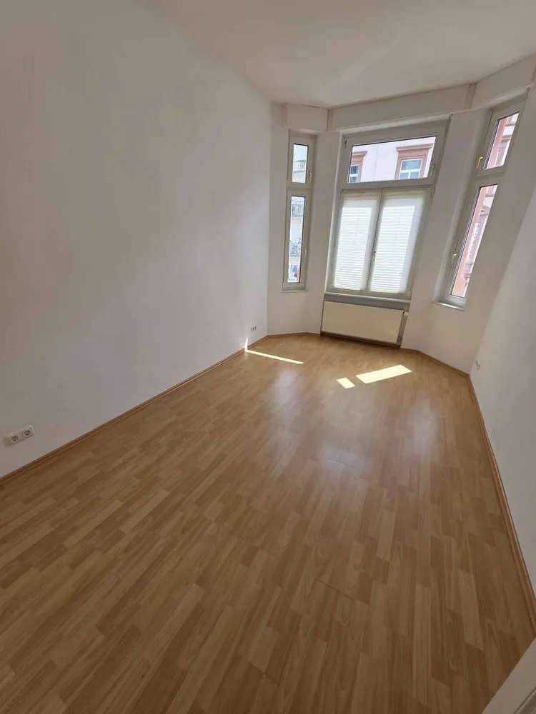 2 Zimmer Wohnung mit 63 m² in Frankfurt am Main – Bild 1