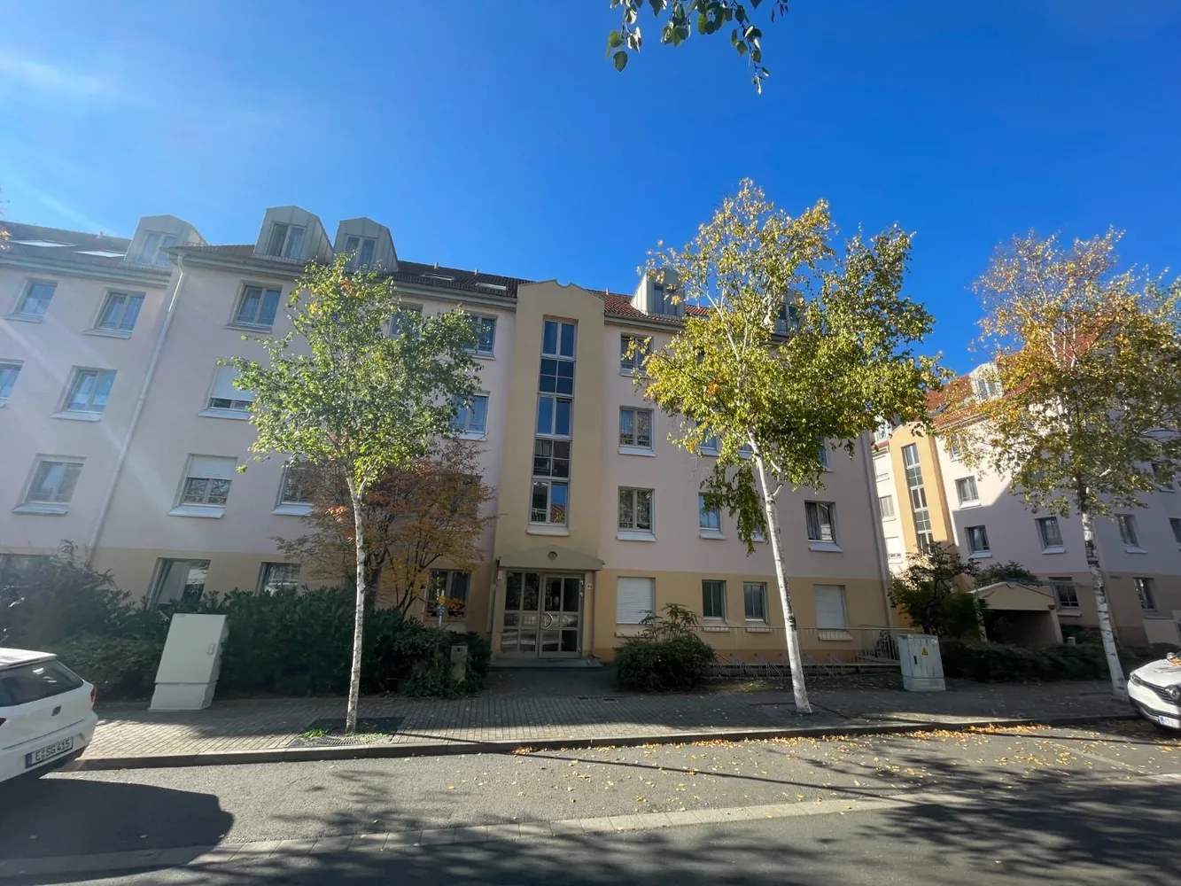 4 Zimmer Wohnung mit 78 m² in Dresden – Bild 1