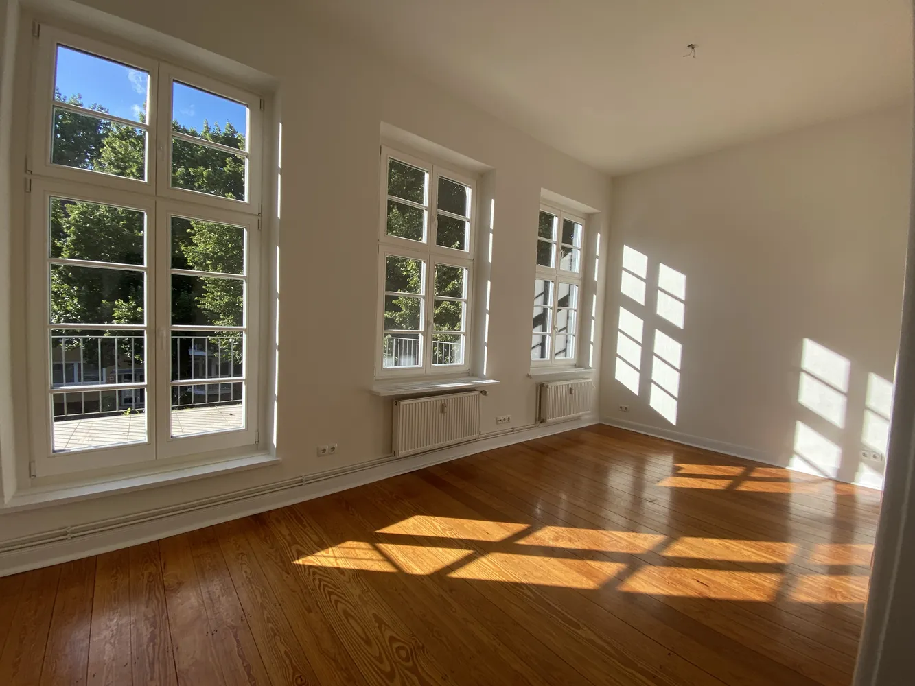 2 Zimmer Wohnung mit 77 m² in Hamburg – Bild 1