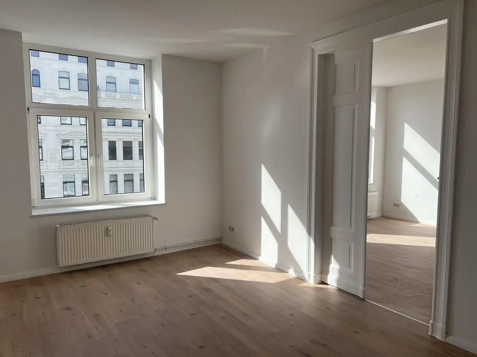 4 Zimmer Wohnung mit 92 m² in Magdeburg – Bild 2