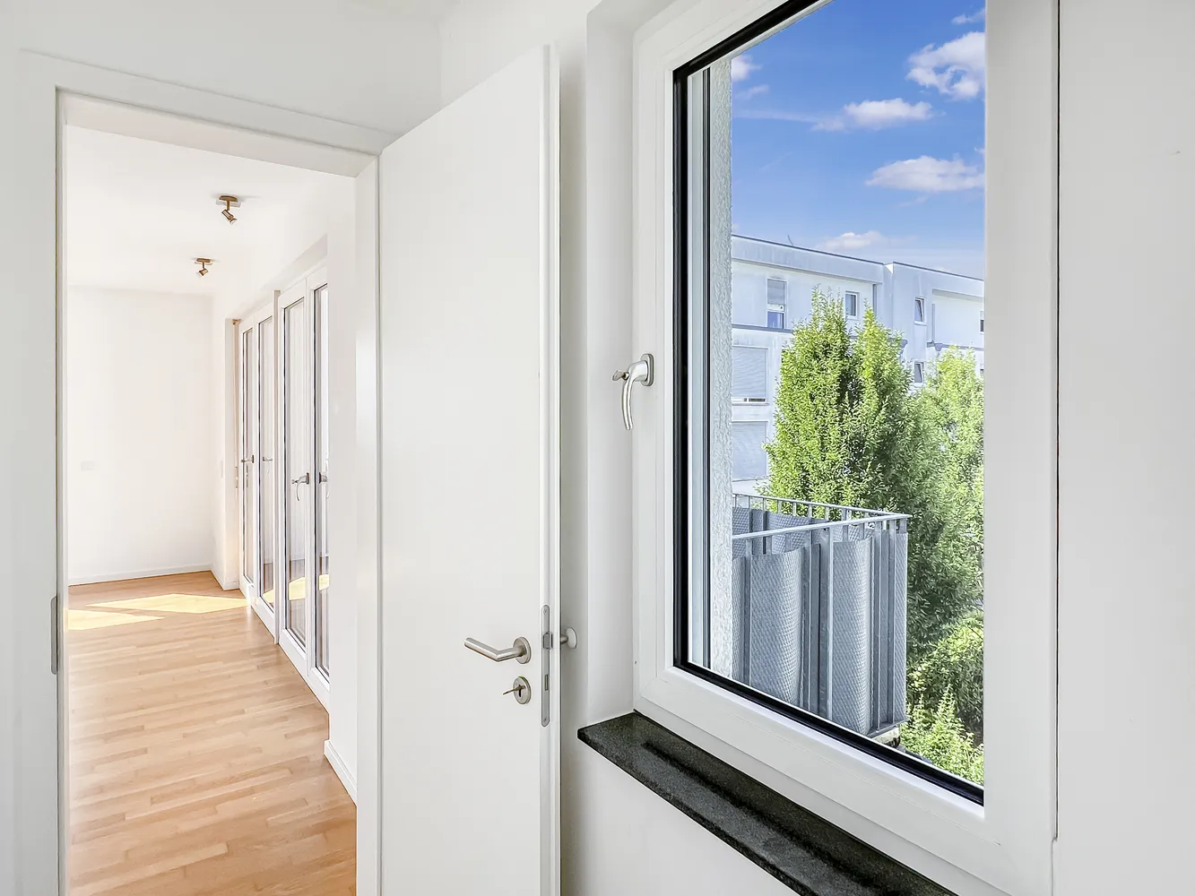 5 Zimmer Wohnung mit 204 m² in Wiesbaden – Bild 12
