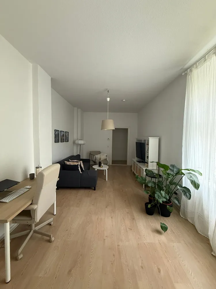 2 Zimmer Wohnung mit 64 m² in Berlin – Bild 1